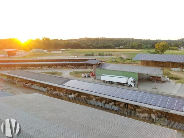 NOUVELLE AQUITAINE. UNIQUE : 160 ha cereal farm and 360kw manure digester