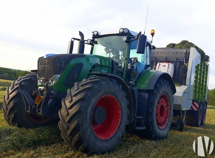 PAYS DE LA LOIRE, entreprise de travaux agricoles performante et en constante évolution